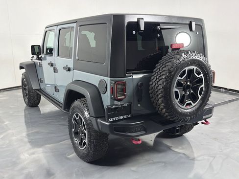 Used 2015 Jeep Wrangler Unlimited Rubicon AWD/4WD image 5