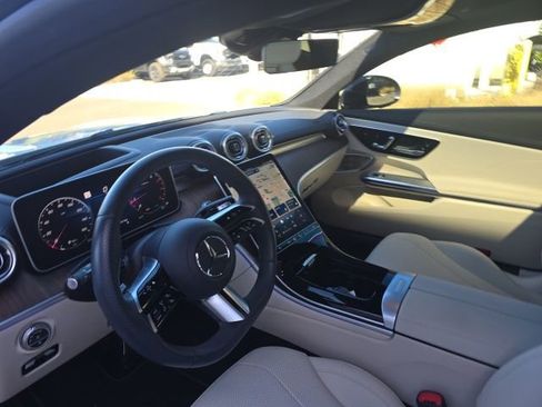 Used 2024 Mercedes-Benz CLE 300 4MATIC Coupe image 8