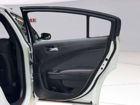 Used 2019 Dodge Charger SRT Hellcat w/ Harman/Kardon Audio Group image 42