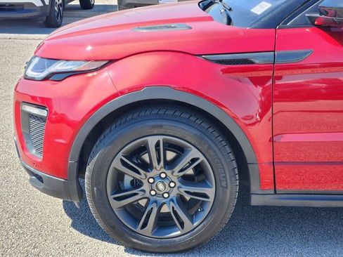 Used 2019 Land Rover Range Rover Evoque Landmark Edition image 5