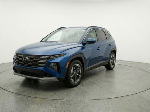 Used 2025 Hyundai Tucson SEL image 3