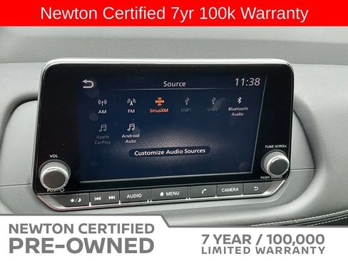 Used 2025 Nissan Rogue S FWD image 30