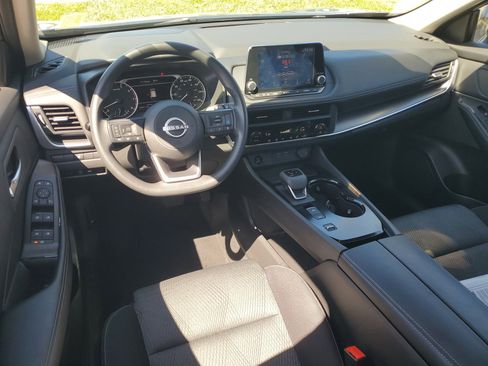 Certified 2024 Nissan Rogue SV image 16