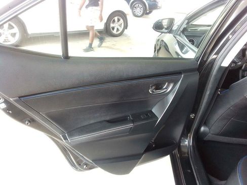 Used 2017 Toyota Corolla SE FWD image 19