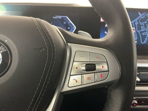 Certified 2023 BMW X7 xDrive40i w/ Premium Package image 15