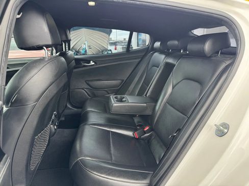 Used 2020 Kia Stinger GT-Line image 8