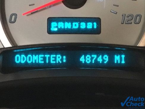 Used 2003 HUMMER H2 w/ Preferred Equipment Group image 52