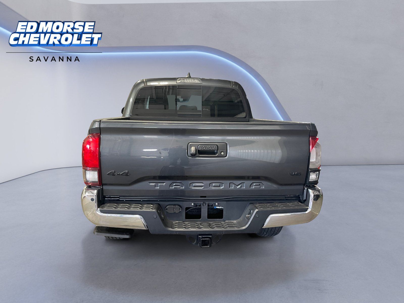 Used 2023 Toyota Tacoma SR5 AWD/4WD image 4