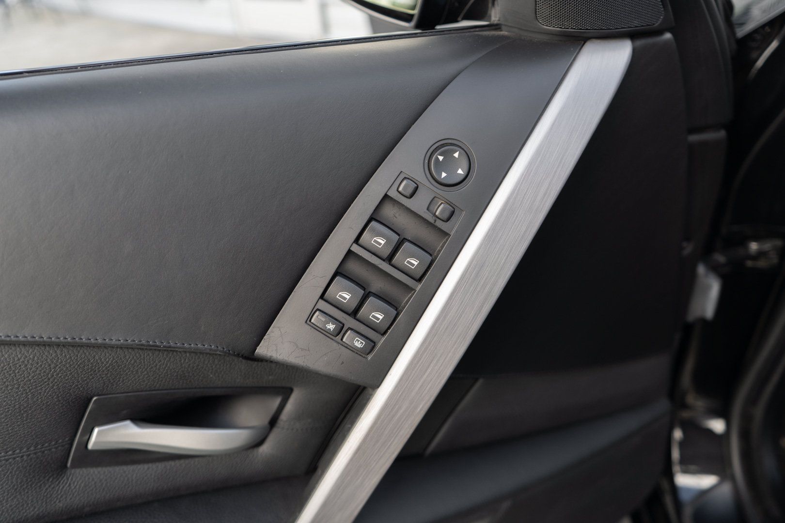 Used 2006 BMW M5 RWD image 10