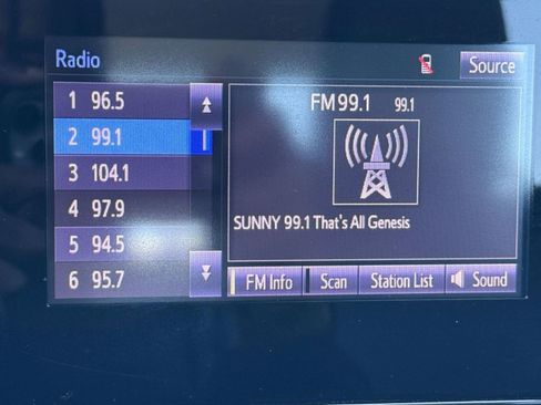 Used 2019 Toyota Corolla SE image 24