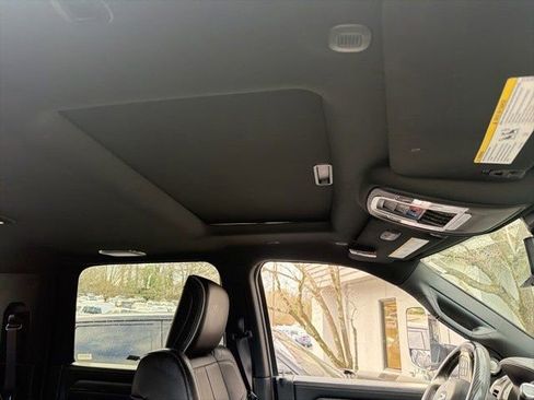 Used 2021 RAM 2500 Limited image 19