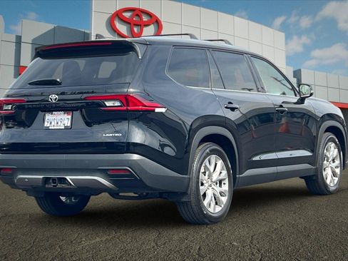 Certified 2026 Toyota Grand Highlander AWD Hybrid image 3