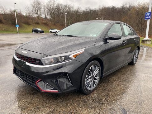 Certified 2023 Kia Forte GT-Line image 7