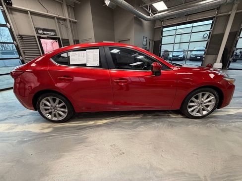 Used 2017 MAZDA MAZDA3 Touring image 25