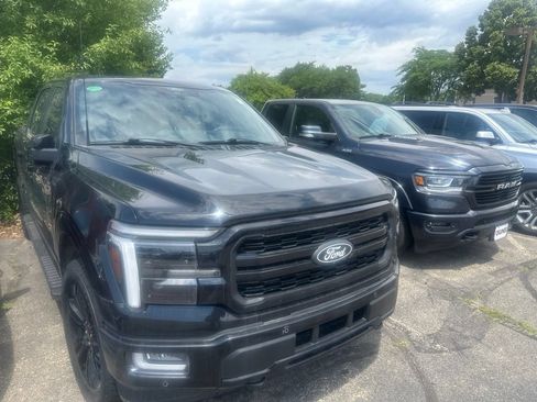 Used 2024 Ford F150 Lariat w/ Equipment Group 502A High AWD/4WD image 4