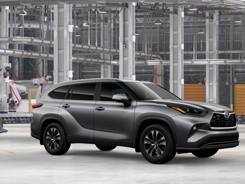 New 2026 Toyota Highlander XLE AWD/4WD image 14