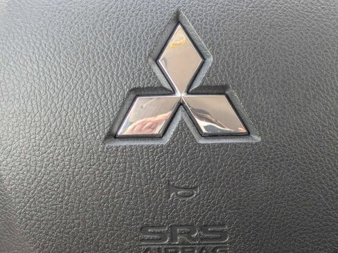 Used 2018 Mitsubishi Eclipse Cross LE AWD/4WD image 32