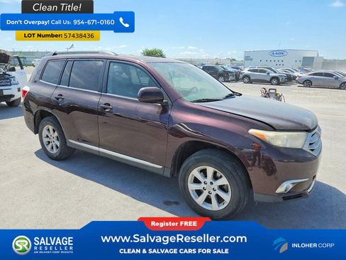 Used 2011 Toyota Highlander SE w/ Tow Pkg FWD image 5