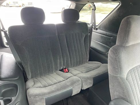 Used 2001 Chevrolet Blazer LS w/ Preferred Equipment Group image 14
