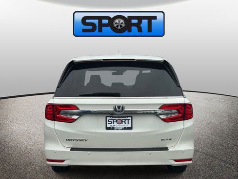 Used 2019 Honda Odyssey Elite image 8