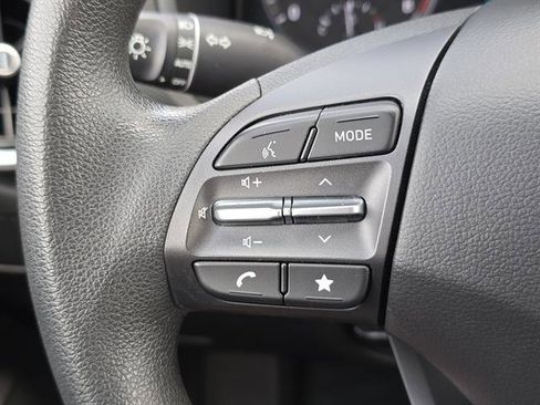 Used 2023 Hyundai Kona SEL image 17