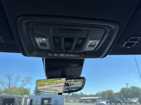 Used 2024 Chevrolet Silverado 1500 High Country w/ High Country Premium Package image 22