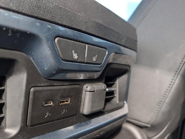 Used 2020 Chevrolet Silverado 2500 LTZ w/ LTZ Premium Package AWD/4WD image 17