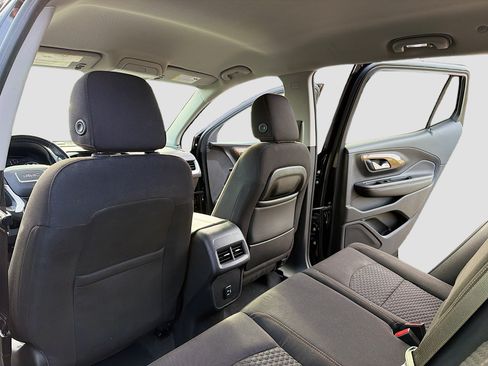Used 2018 GMC Terrain SLE w/ Driver Convenience Package FWD image 6