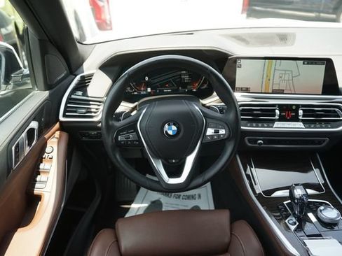 Used 2023 BMW X5 xDrive40i w/ Premium Package AWD/4WD image 22