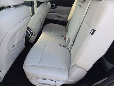 New 2026 Kia Sorento S AWD/4WD image 16
