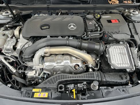 Used 2025 Mercedes-Benz CLA 250 image 36