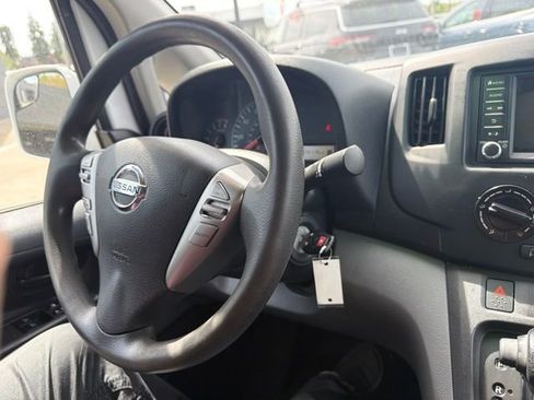 Used 2021 Nissan NV200 SV FWD image 34