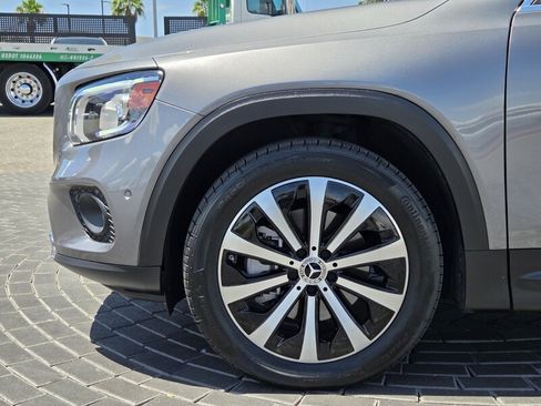 Certified 2023 Mercedes-Benz GLB 250 4MATIC image 10