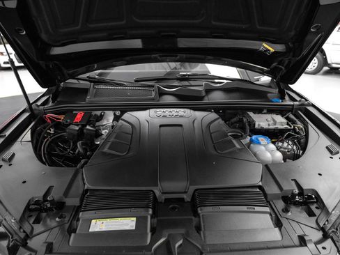 Used 2017 Audi Q7 3.0T Premium Plus image 47