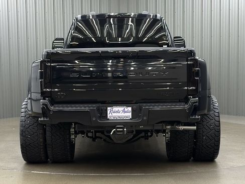 Used 2026 Ford F450 Platinum w/ FX4 Off-Road Package AWD/4WD image 4