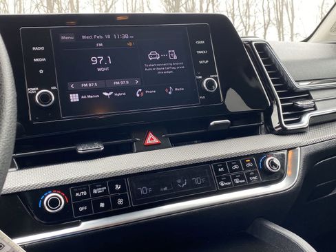 Used 2023 Kia Sportage LX image 35