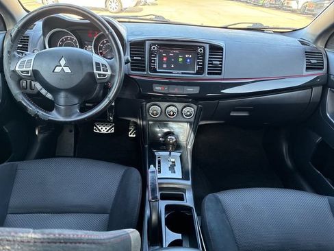Used 2017 Mitsubishi Lancer LE FWD image 9