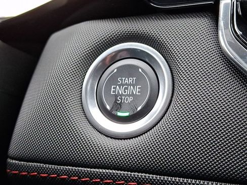 Used 2025 Chevrolet Colorado Z71 image 23