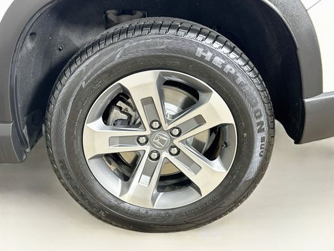 Used 2023 Honda Pilot EX-L image 11