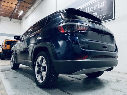 Used 2021 Jeep Compass Limited FWD image 4