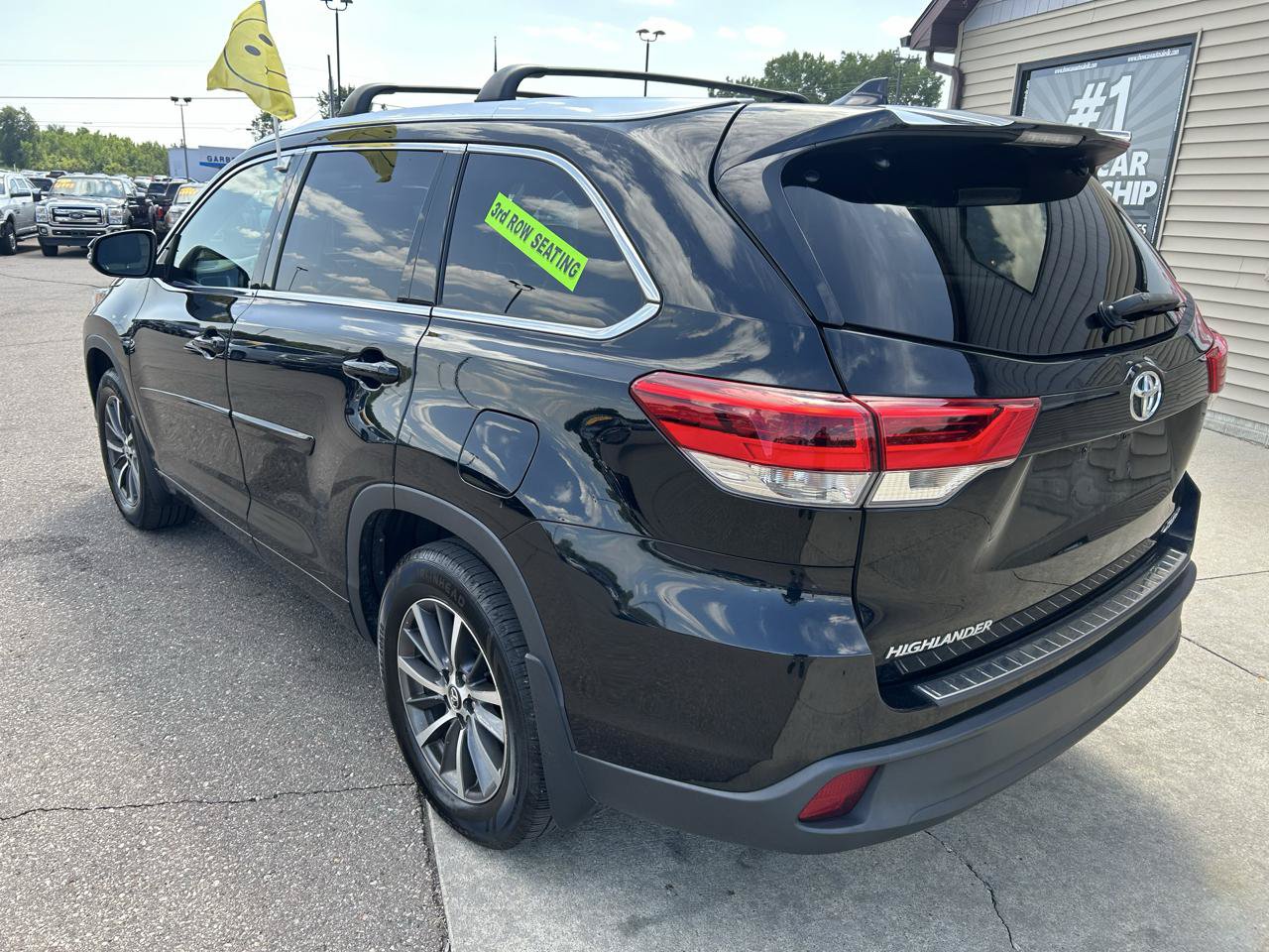 Used 2018 Toyota Highlander XLE w/ Protection Package #3 AWD/4WD image 7