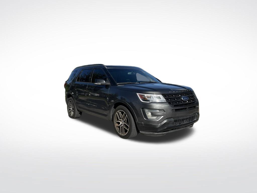Used 2016 Ford Explorer Sport w/ Equipment Group 401A AWD/4WD image 2