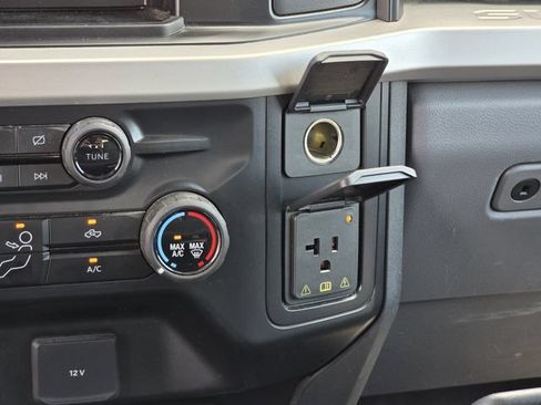 Used 2024 Ford F350 XLT w/ 360-Degree Camera Package AWD/4WD image 23
