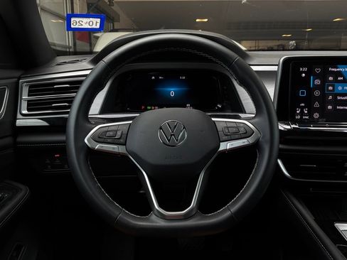 Used 2026 Volkswagen Atlas Cross Sport SE AWD/4WD image 38