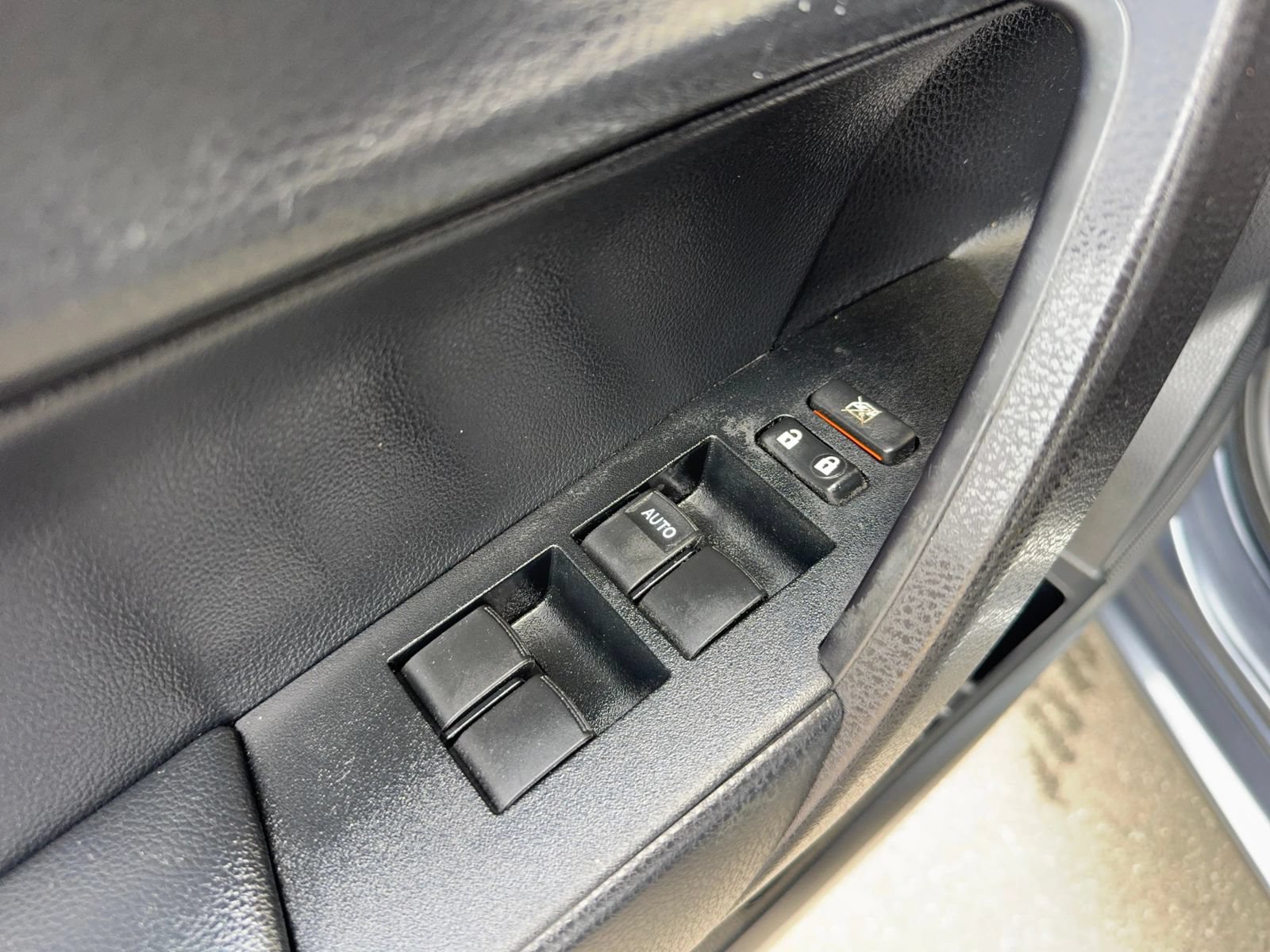Used 2015 Toyota Corolla S w/ Body Protection Package #1 FWD image 17