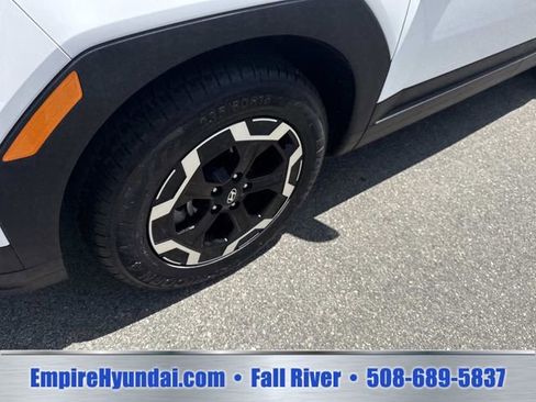 Used 2026 Hyundai Santa Fe SEL AWD/4WD image 11