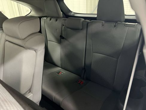 Used 2022 Toyota Highlander L FWD image 23