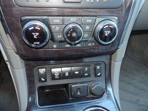 Used 2015 Buick Enclave Premium w/ Experience Buick Package image 24