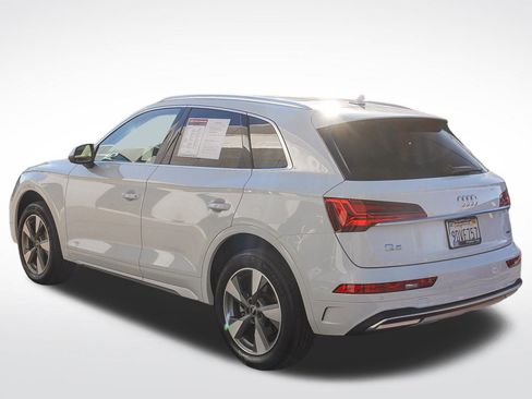 Used 2023 Audi Q5 2.0T Premium w/ Convenience Package image 7