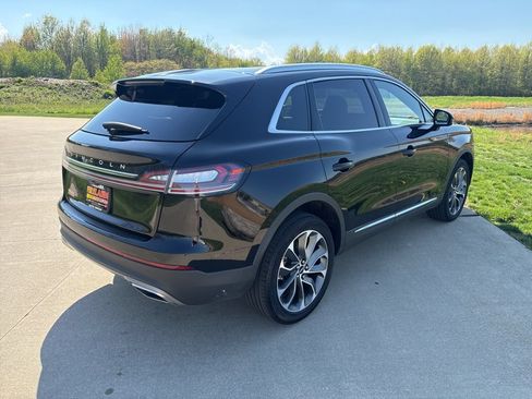 Used 2023 Lincoln Nautilus Reserve w/ Luxury Package AWD/4WD image 9